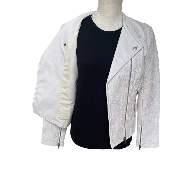 Cupcake and Cashmere White Faux Leather Moto Jacket Size: S - Picture 4 of 11